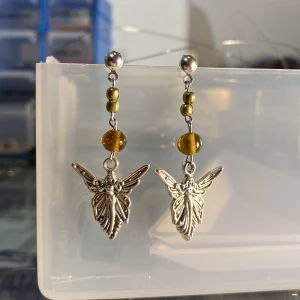 Örhängen - Örhängen gjorda av mig 🤎