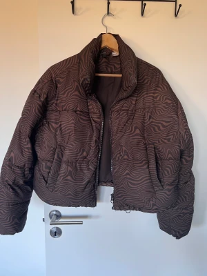 Vinterjacka  - Vinterjacka från H&M Storlek s