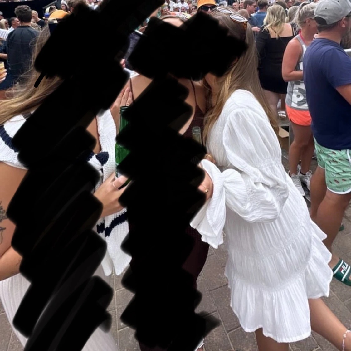 Moa Mattsson klänning NA-KD  - 91