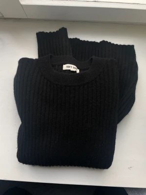 Soft goat klänning - Klänning från Soft Goat. Använd några gånger. Nypris: 4000