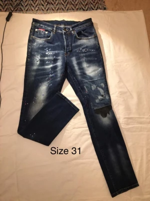Herr Jeans  - Helt nya Jeans från olika märken Det finns storlekar 