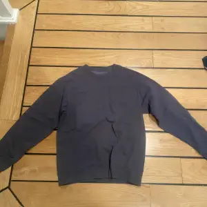 Fruit of the loom sweatshirt grå. Nypris 300