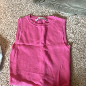 Helt oanvänd  - Oanvänd storlek s pris kan diskuteras