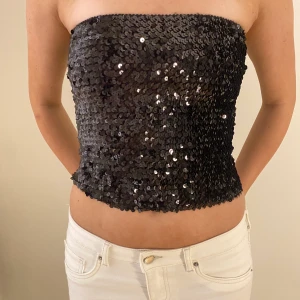 Paljettopp - Snygg festtopp!!🖤