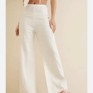 Linnebyxor  - Linnebyxor med dragkedja från hm 