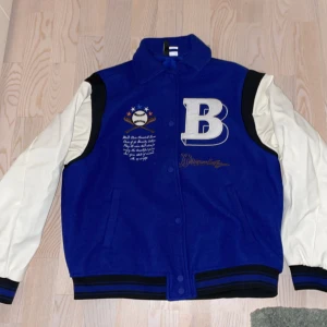 Baseball jacka. - Fet baseball jacka säljes i fantastiskt skick för bara 69kr!