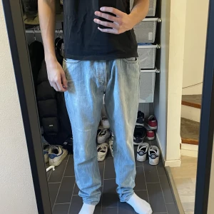 Norse Projects Jeans 36-34 - Säljer mina Jeans som endast är provade då dem var stora för mig, prislappen sitter kvar (se bild 3). Det är väldigt bra kvalite på jeansen, dem är både snygga och sköna. Hör av dig om du är intresserad eller har frågor!