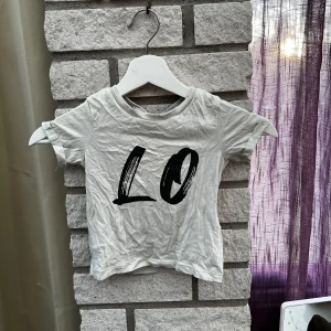 Barn tröja - Gullig tunn tshirt till barn🌸