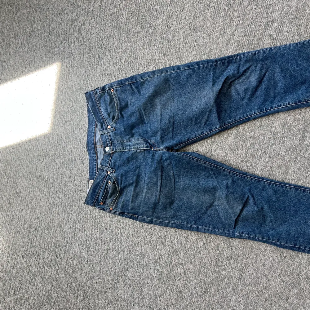 Storlek W36 L32  . Jeans & Byxor.
