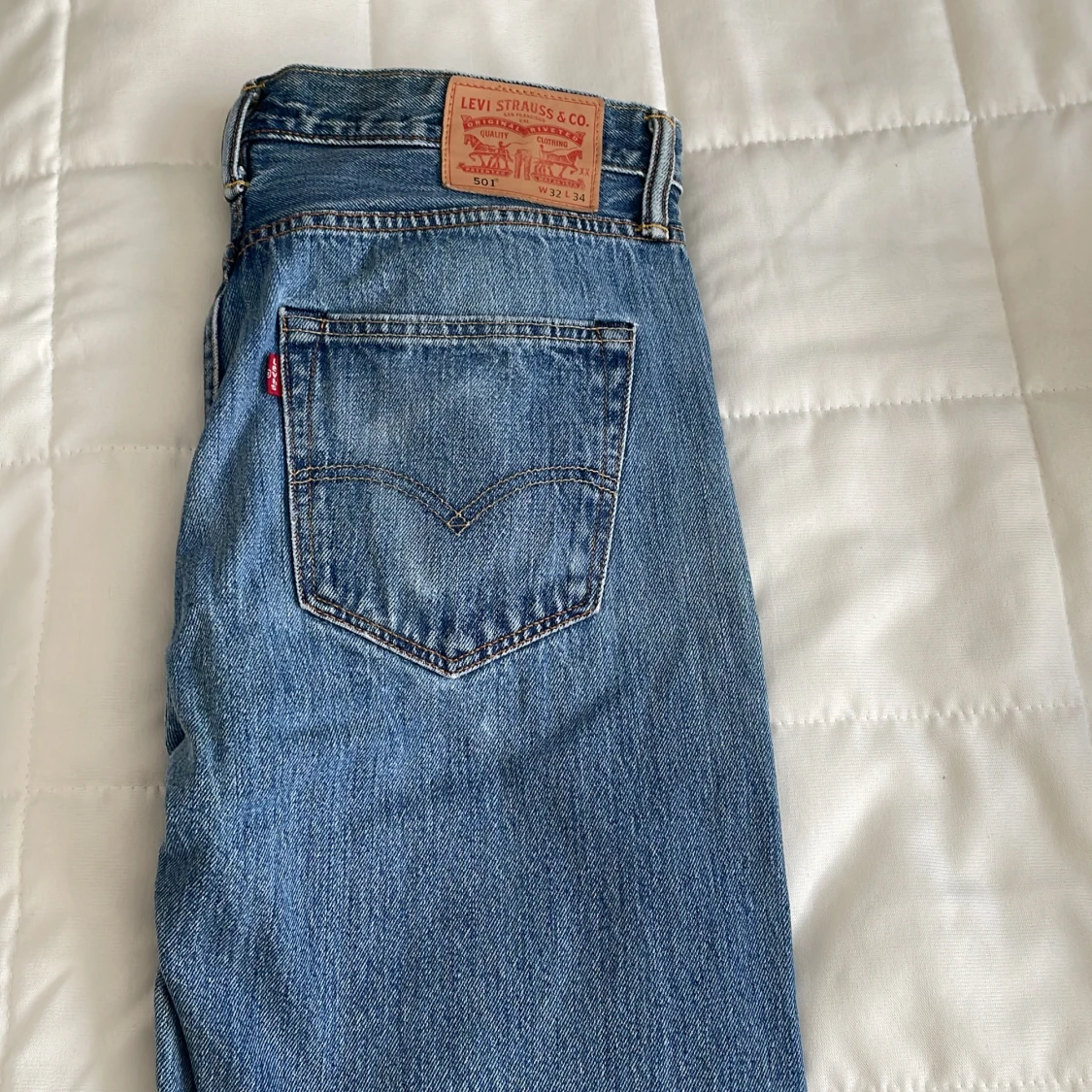 Levis 501 w32 L34