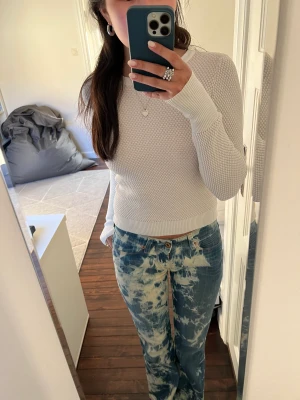 Zara topp - Stickad långärmad zara topp. Den är i stl S så fin!!❣️❣️