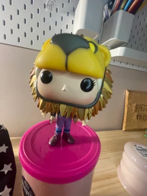 luna lovegood funko pop❤️ - luna lovegood från harry pitter funko pop då hon är utklädd till ett lejon för att heja på gryffindor i en quidditch match, inga defekter❤️