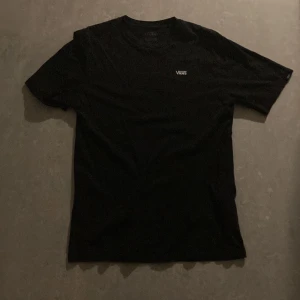 Vans T-shirt - Det är en vans t-shirt den är stretchy och skön att ha