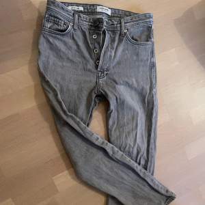 Jeans från Jack&Jones Mycket sparsamt använda 🙂
