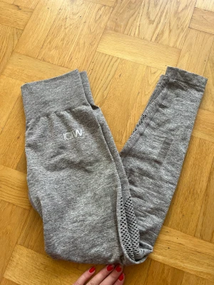 I can I will tights - Tjocka ICIW tights i storlek S. Använda men i mycket bra skick. 