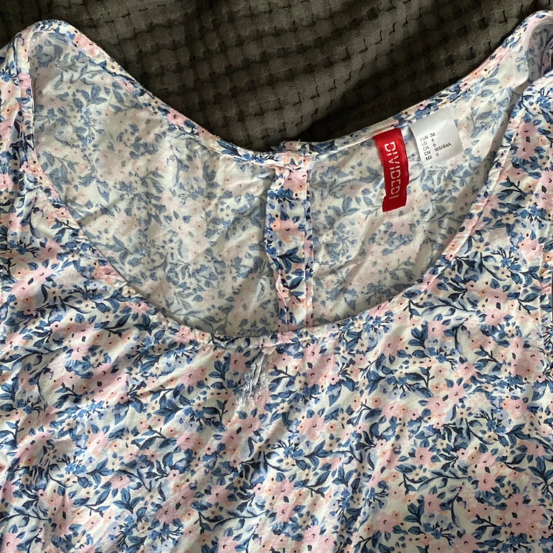 Blommig klänning  - 90