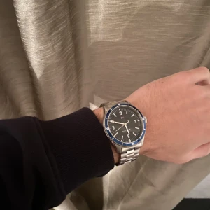 Tommy hilfiger klocka  - Bra skick