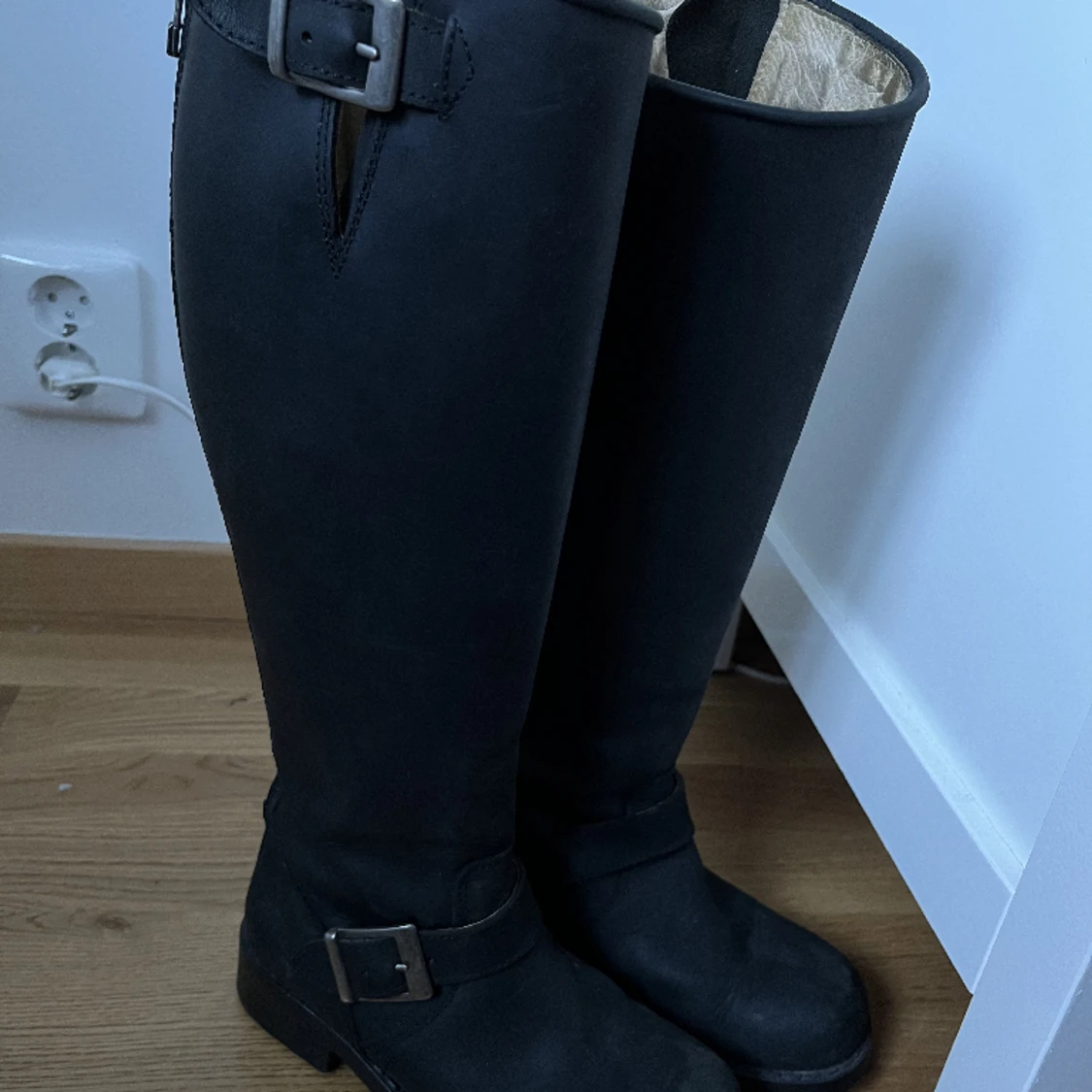 Höga stövlar från Johnny Bulls.  - 91