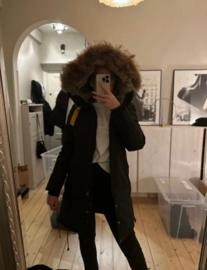 Parajumpers - Parajumpers masterpiece series  Svart XS Fint skick 