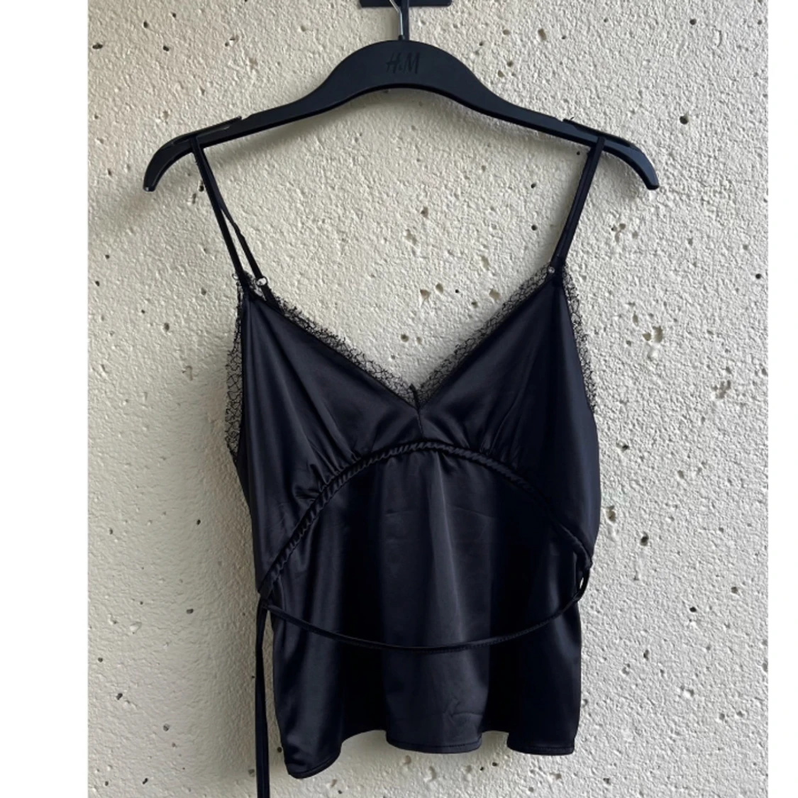 Svart satin linne med spets🖤 - 91