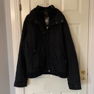 Snygg Zara jacka  - Storlek XL men sitter mer som en M - L. Bra skick