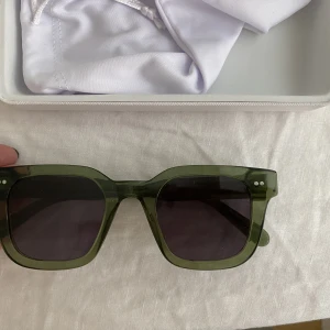 Gröna Chimi - Så snygga Chimis! Nyligen nyservade i chimibutiken. #004 färg kiwi. Obs: Utan fodral. 