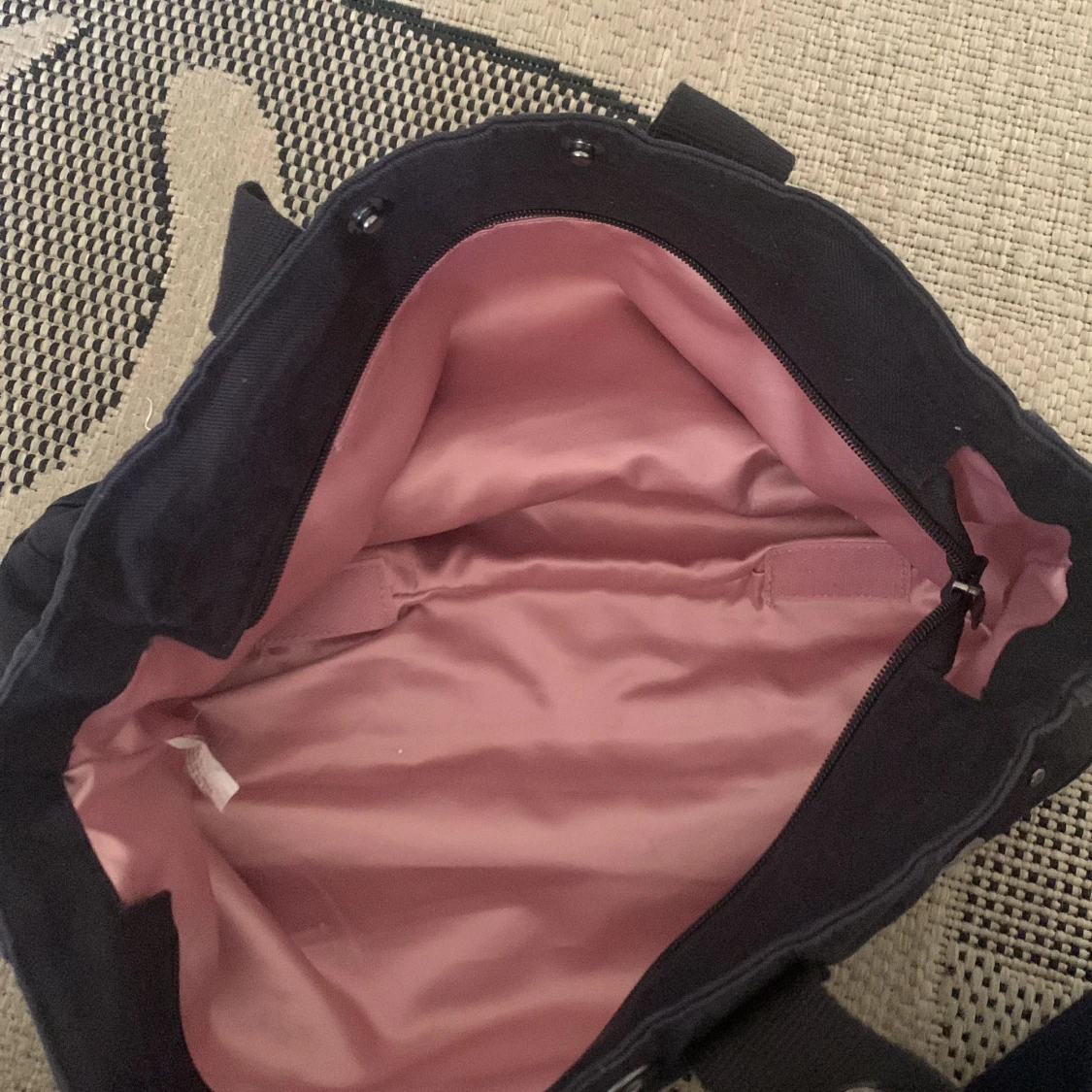 Medelstor y2k väska till salu - 90