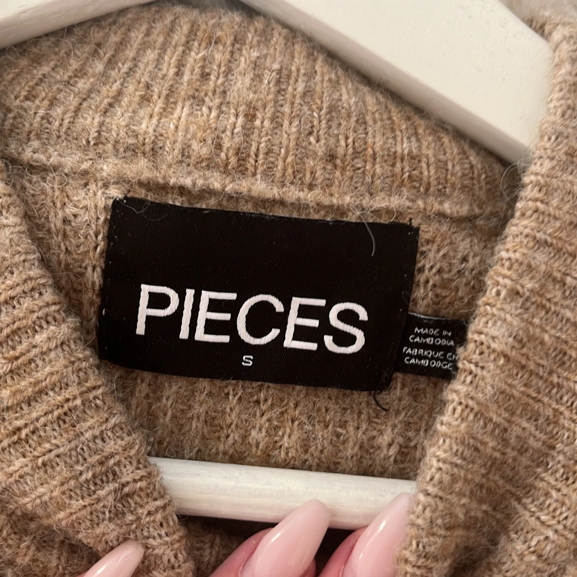 Stickad tröja!  - 90