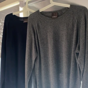 Säljer Oscar Jacobson tröjor  - Tjenare, säljer mina snygga Oscar Jacobsson tröjor då jag inte tycker att de passar mig.  Är 185 cm lång  Skick 9/10 använda Max 2 gånger  Köparen står för frakten  Köp båda för 800 och styck 450 De är av tjockare material perfekt till hösten/ vintern 