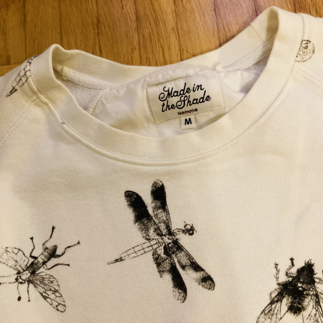 Tröja med insektstryck - 91