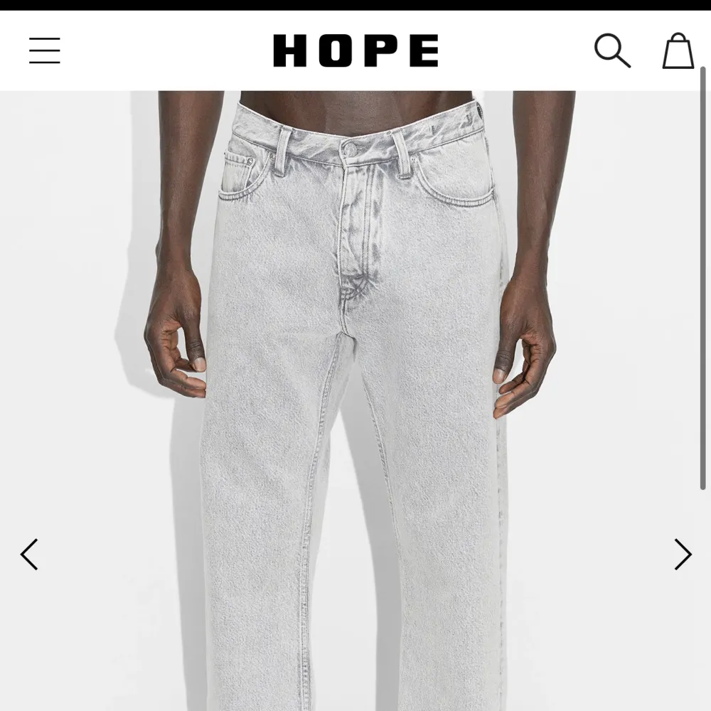 Sjukt snygga Hope jeans som använts 1 gång. Köpt en storlek för stor. Pris kan diskuteras. Jeans & Byxor.