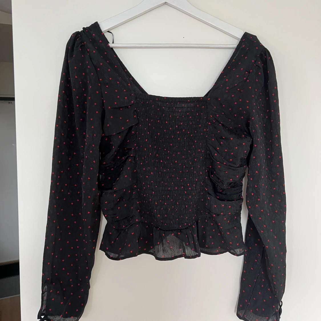 Blus med hjärtmönster - 91