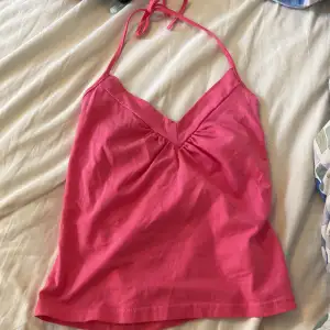 Gulligt rosa linne från SHEIN, använd endast ett fåtal gånger!