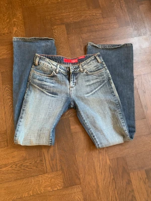 Coocher’s jeans - Lägger upp igen pga oseriösa köpare.❤️as snygga Low rise jeans Från coocher’s 😍säljer pga lite för långa för mig. Ordinarie pris 739kr❤️