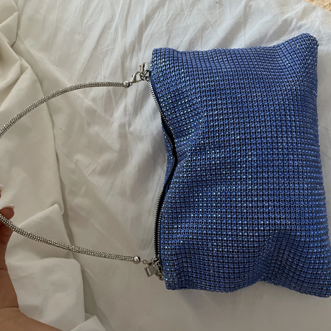 Glittrig väska  - 90