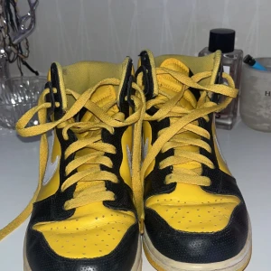 Nike skor - Har tröttnat på de   Priset kan diskuteras det e ba o höra av sig