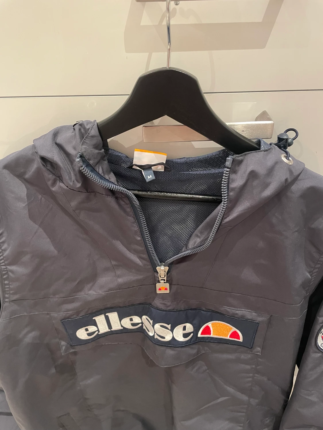 Ellesse vindjacka - 90