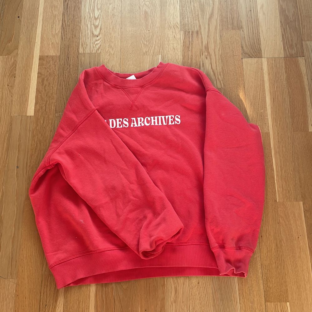 Röd Röd tröja från Hm - H&M | Plick Second Hand