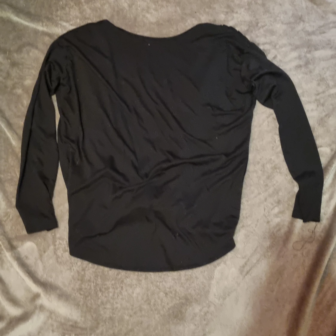 Svart tröja - 90