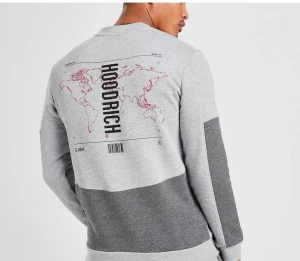 Hoodrich - Hej jag säljer min hoodrich som knappt är använd då den inte är min stil. Köpt för 800-900 och använd 3 gånger ungefär 
