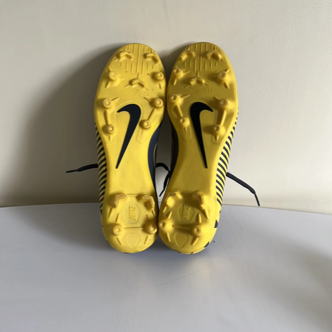 Nike fotbollsskor - 90