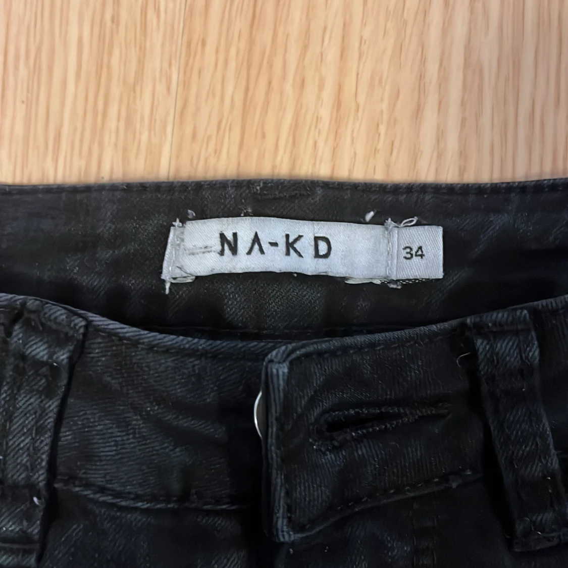 Svarta högmidjade skinnyjeans  - 91
