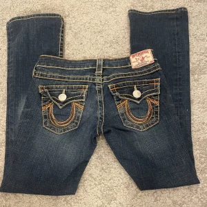 True religion jeans - Säljer ett par true religion jeans på grund av att de inte kommer till användning 