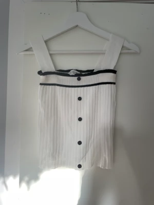 Linne - Från en liten butik i Öregrund, aldrig använd