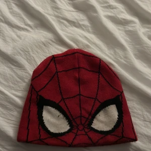 Spriderman mössa - En skit cool mössa 
