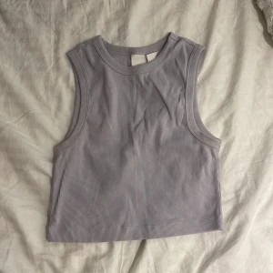 Linne  - Linne i gott skick, använt fåtal gånger 