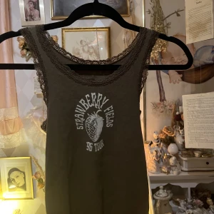 Linné brandy Melville  - Inte använd <33 meddela om ni är intresserade 