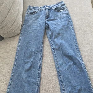 Jeans - Straight low/midwaist jeans