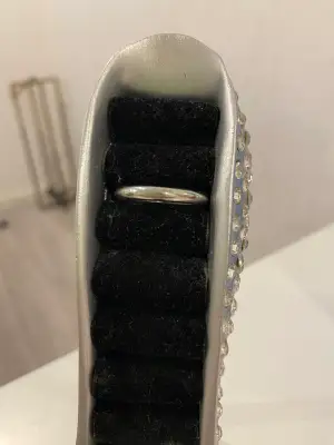 Har aldrig använt denna ringen, vet inte heller vart den är ifrån (fick den när jag var liten)