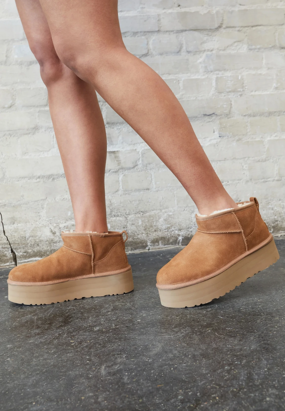 Ugg CLASSIC ULTRA MINI PLATFORM